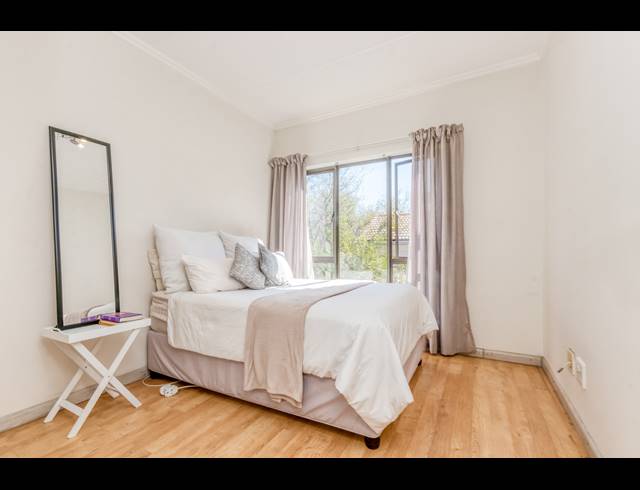 1 BEDROOM APARTMENT FOR SALE IN PAULSHOF